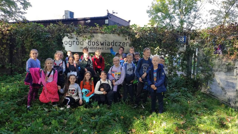 Uczniowie Szkoły Podstawowej w Stróżnej na wycieczce w Krakowie