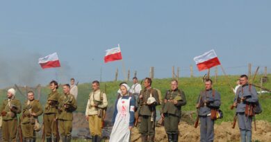 Inscenizacje historyczno-wojenne pt. „Niepodległa. Cienie Wielkiej Wojny” podczas Narodowego Święta Niepodległości w Bobowej – 11 Listopad godz.11.00