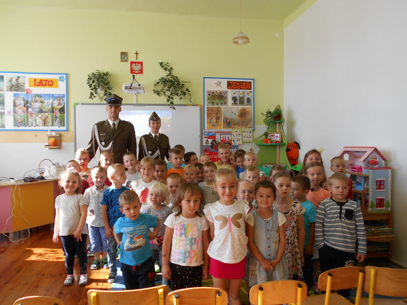 Jeden dzień w wojsku – spotkanie z żołnierzami w Wilczyskach.