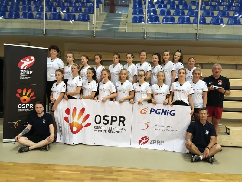 Wyróżnienie dziewcząt z Wilczysk – udział w Campie OSPR