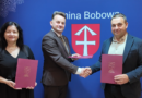 Podpisano umowę na budowę sieci wodociągowej w Bobowej i Siedliskach Podpisano umowę na budowę sieci wodociągowej w Bobowej i Siedliskach